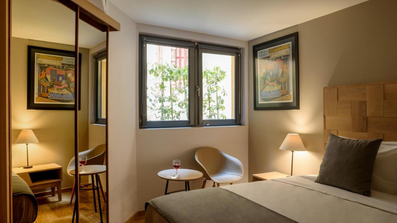 Fos Downtown Suites Ateny Zewnętrze zdjęcie