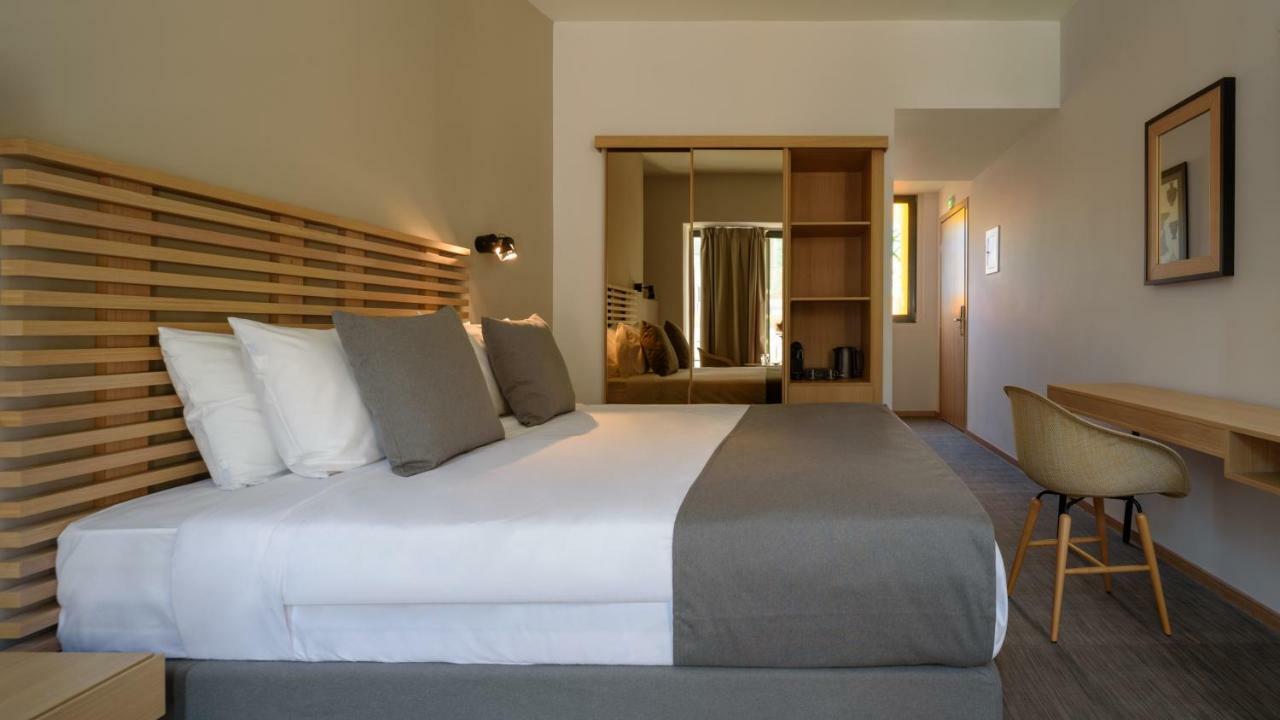 Fos Downtown Suites Ateny Zewnętrze zdjęcie