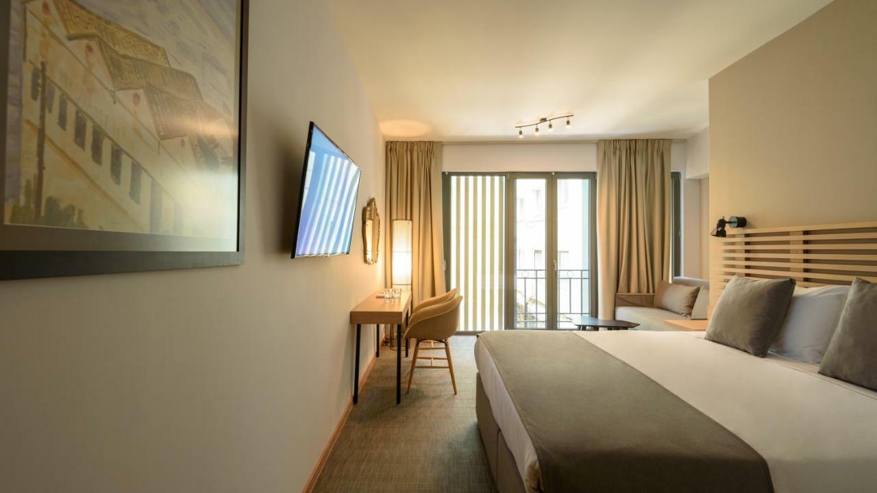 Fos Downtown Suites Ateny Zewnętrze zdjęcie