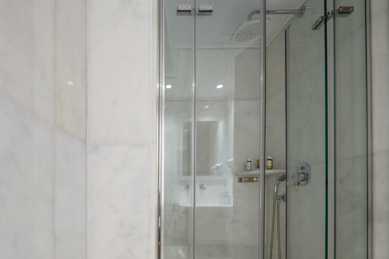 Fos Downtown Suites Ateny Zewnętrze zdjęcie